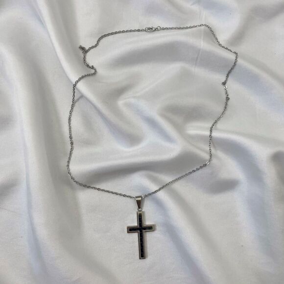 Minimalist Catholic Girl Silver Black Large Cross Pendant Necklace - Picture 3 of 5
